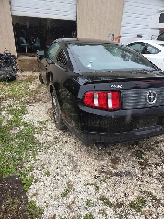 2010 Ford S197 Mustang - Image 6 of 6