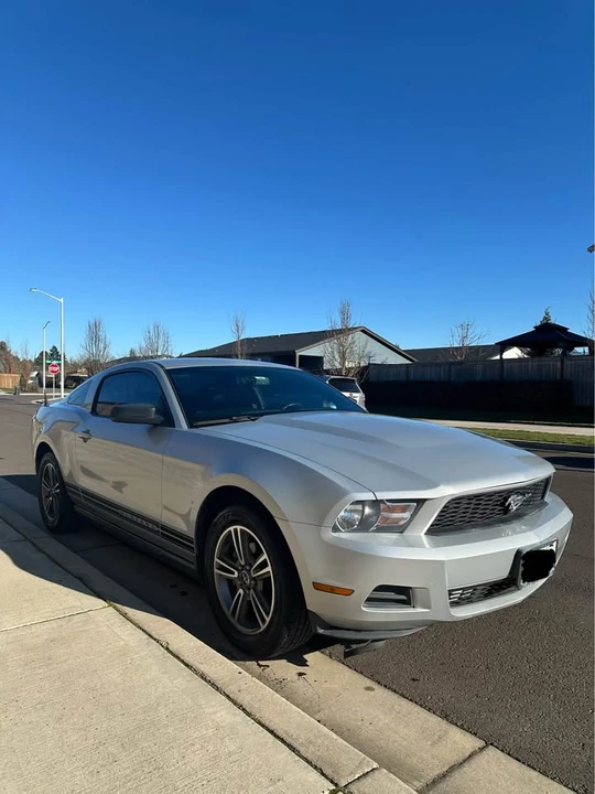 2010 Ford S197 Mustang - Image 3 of 9