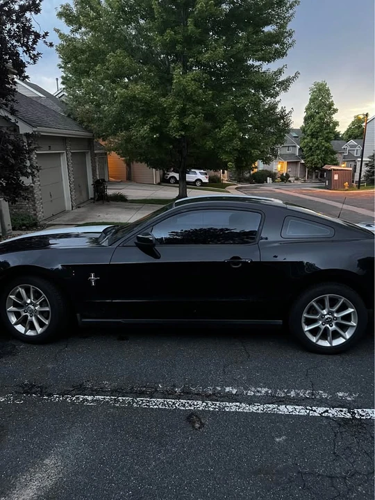 2010 Ford S197 Mustang - Image 4 of 9
