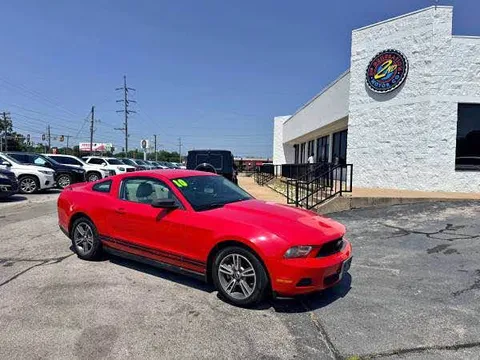 2010 Ford Mustang V6 Premium Coupe 2D