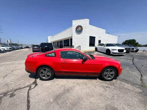 2010 Ford S197 Mustang - Image 8 of 12