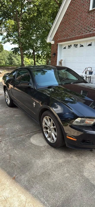 2010 Ford S197 Mustang - Image 2 of 9