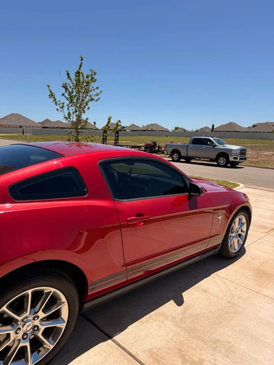 2010 Ford S197 Mustang - Image 4 of 8