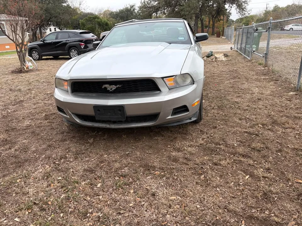 2010 Ford S197 Mustang - Image 6 of 10