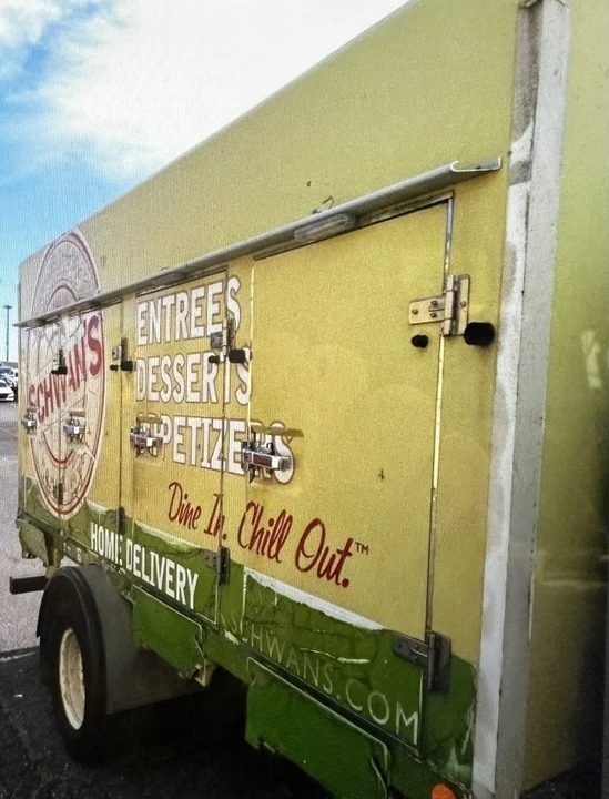 2010 Ford Econoline Van - Image 3 of 3