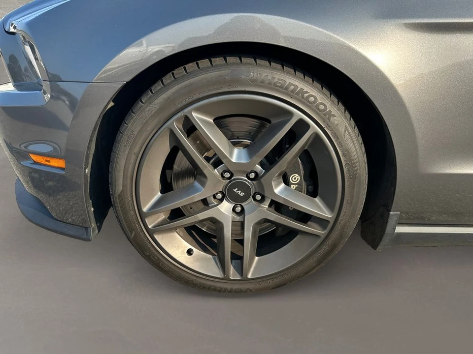 2010 Ford S197 Mustang - Image 10 of 24