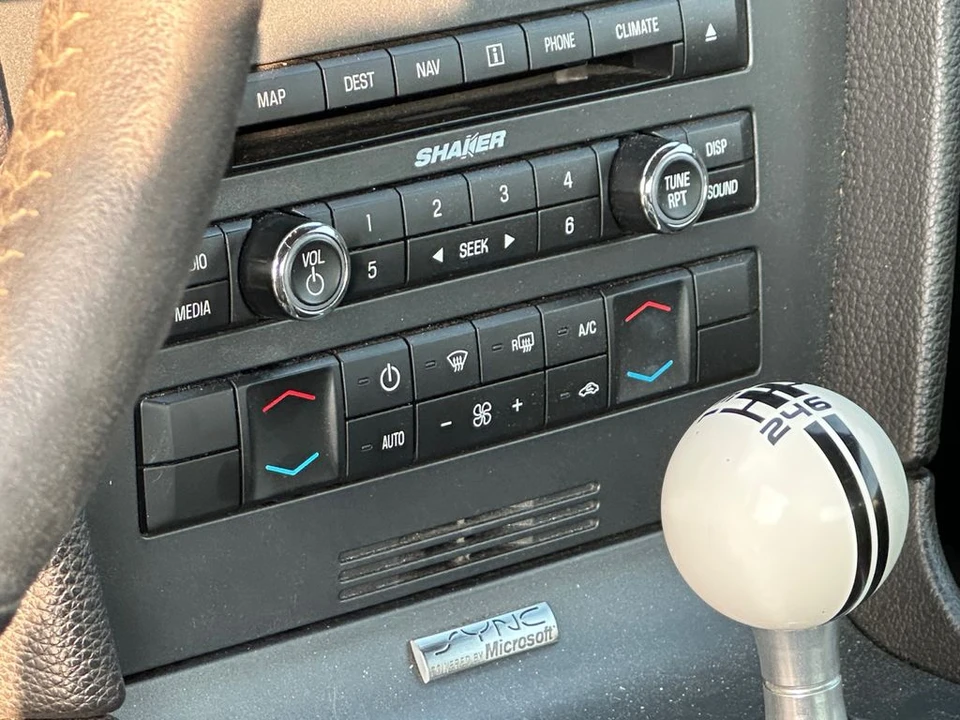 2010 Ford S197 Mustang - Image 22 of 24