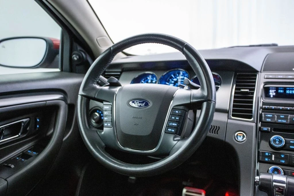 2010 Ford Taurus 5th Gen - Image 4 of 12