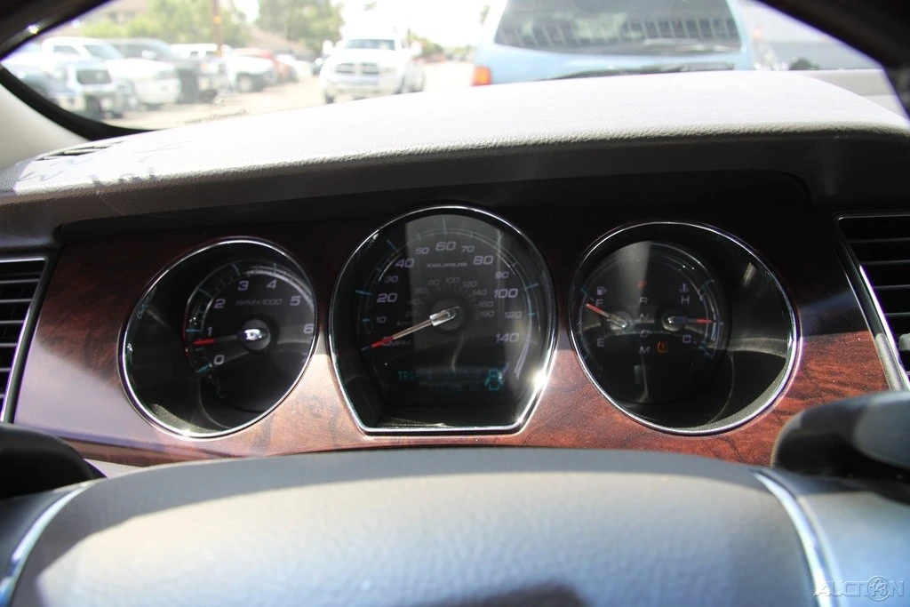 2010 Ford Taurus 6th Gen - Image 17 of 21