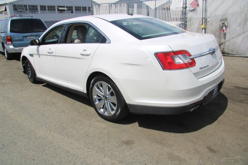 2010 Ford Taurus 6th Gen - Image 5 of 21