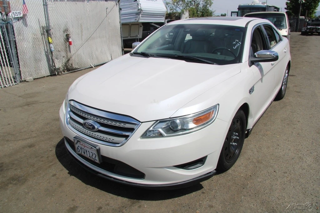 2010 Ford Taurus 6th Gen - Image 2 of 21