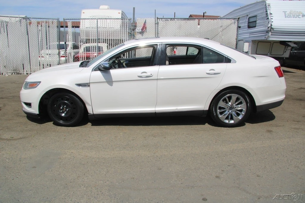 2010 Ford Taurus 6th Gen - Image 3 of 21