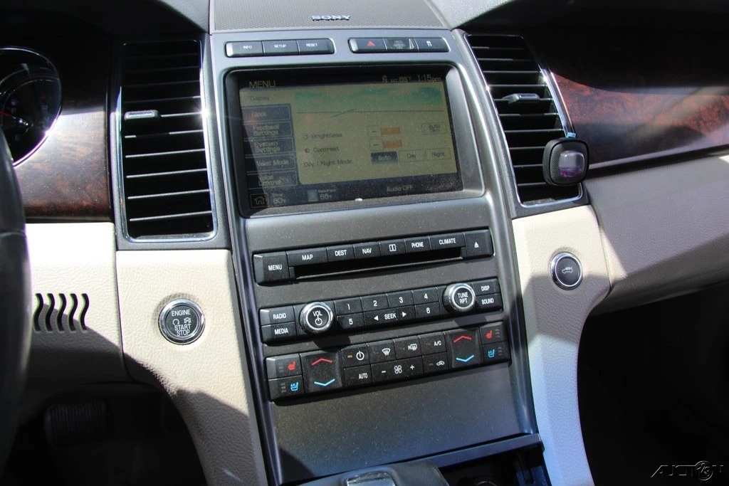 2010 Ford Taurus 6th Gen - Image 19 of 21