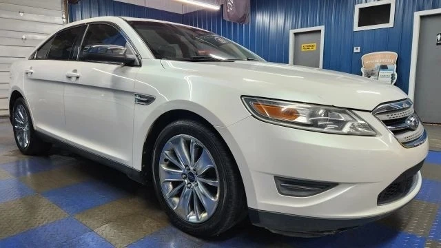 2010 Ford Taurus 5th Gen - Image 2 of 21