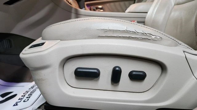 2010 Ford Taurus 5th Gen - Image 10 of 12