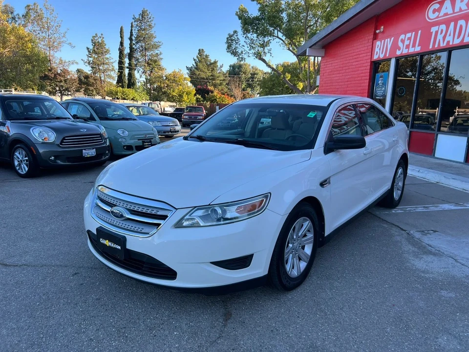2010 Ford Taurus 6th Gen - Image 3 of 17