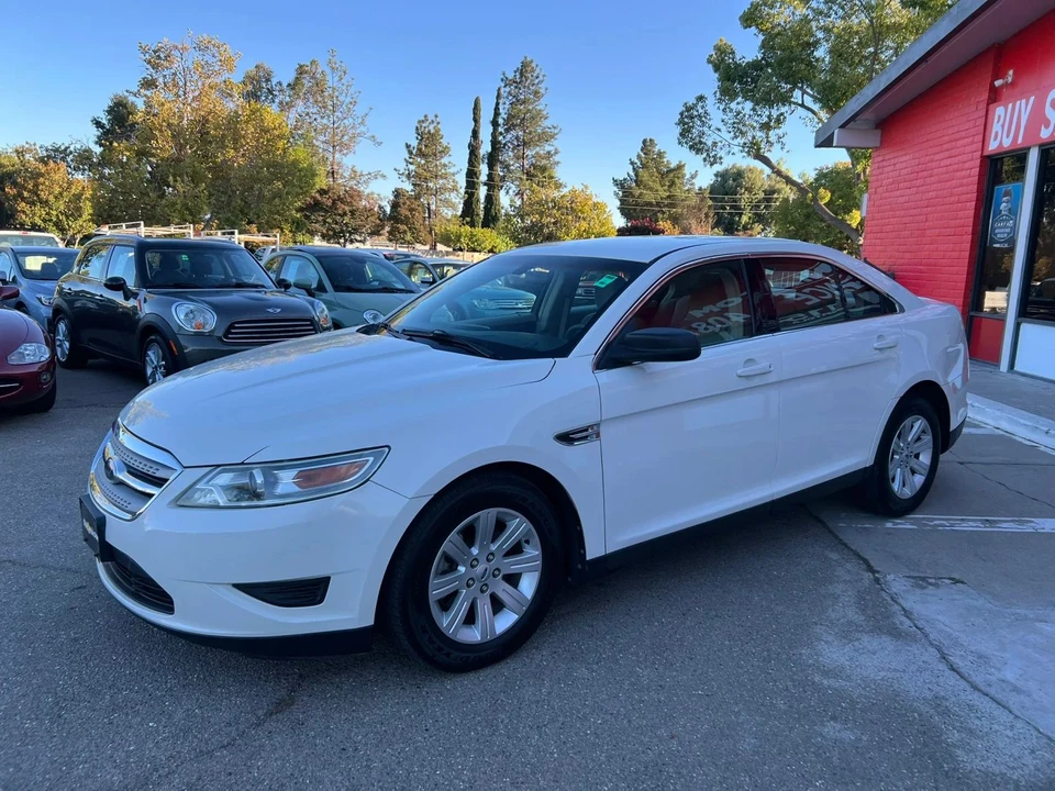 2010 Ford Taurus 6th Gen - Image 4 of 17