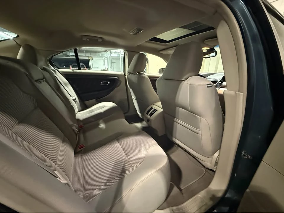 2010 Ford Taurus 6th Gen - Image 19 of 19