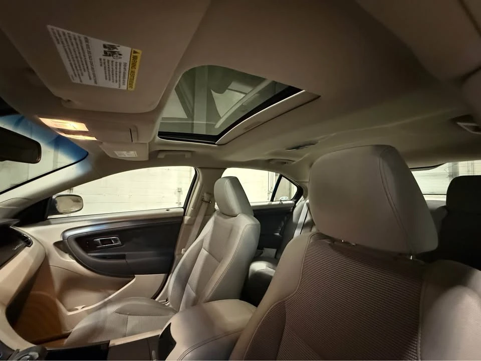 2010 Ford Taurus 6th Gen - Image 9 of 19