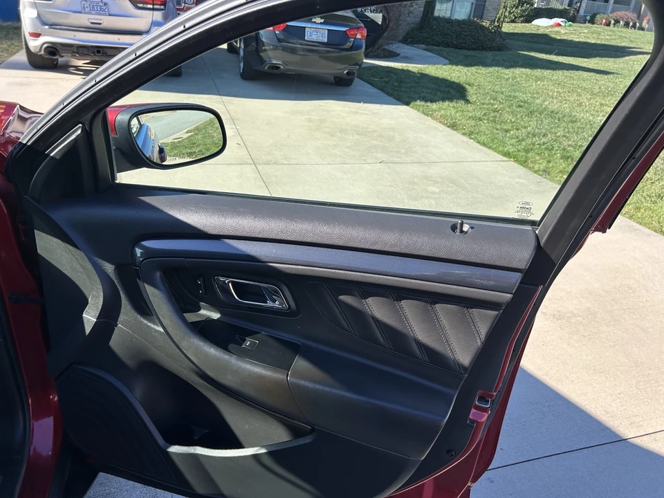 2010 Ford Taurus SHO 6th Gen - Image 14 of 21
