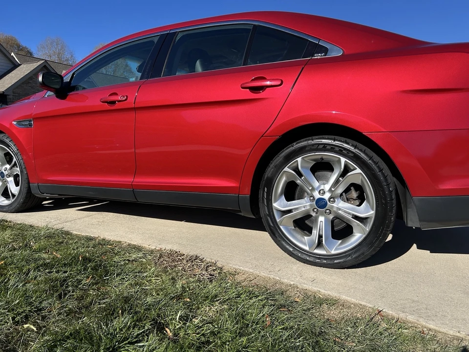 2010 Ford Taurus SHO 6th Gen - Image 3 of 21