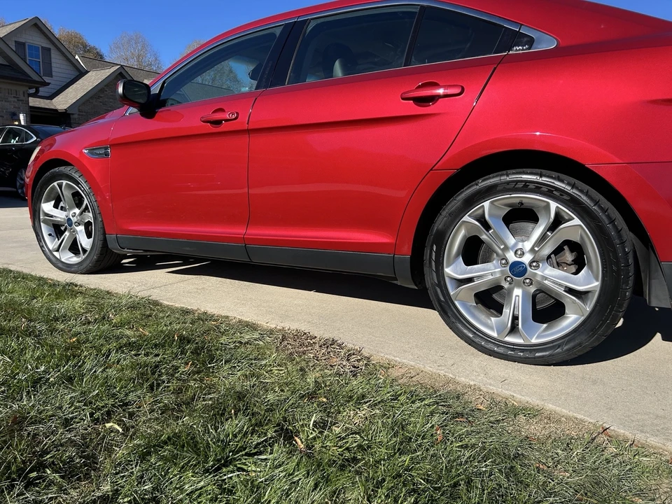2010 Ford Taurus SHO 6th Gen - Image 4 of 21