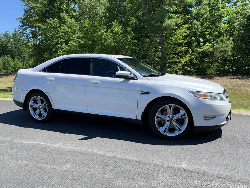 2010 Ford Taurus SHO 6th Gen - Image 12 of 29