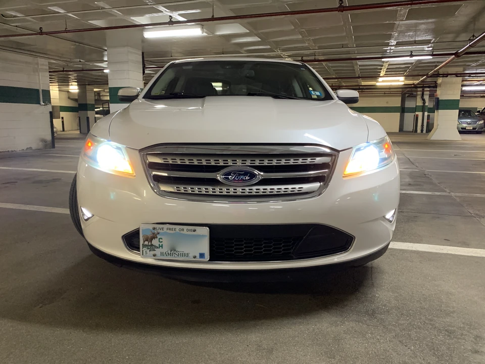 2010 Ford Taurus SHO 6th Gen - Image 3 of 29