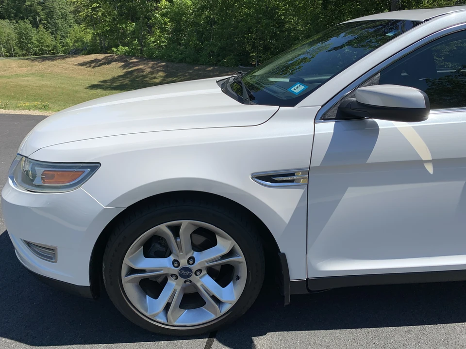 2010 Ford Taurus SHO 6th Gen - Image 19 of 29