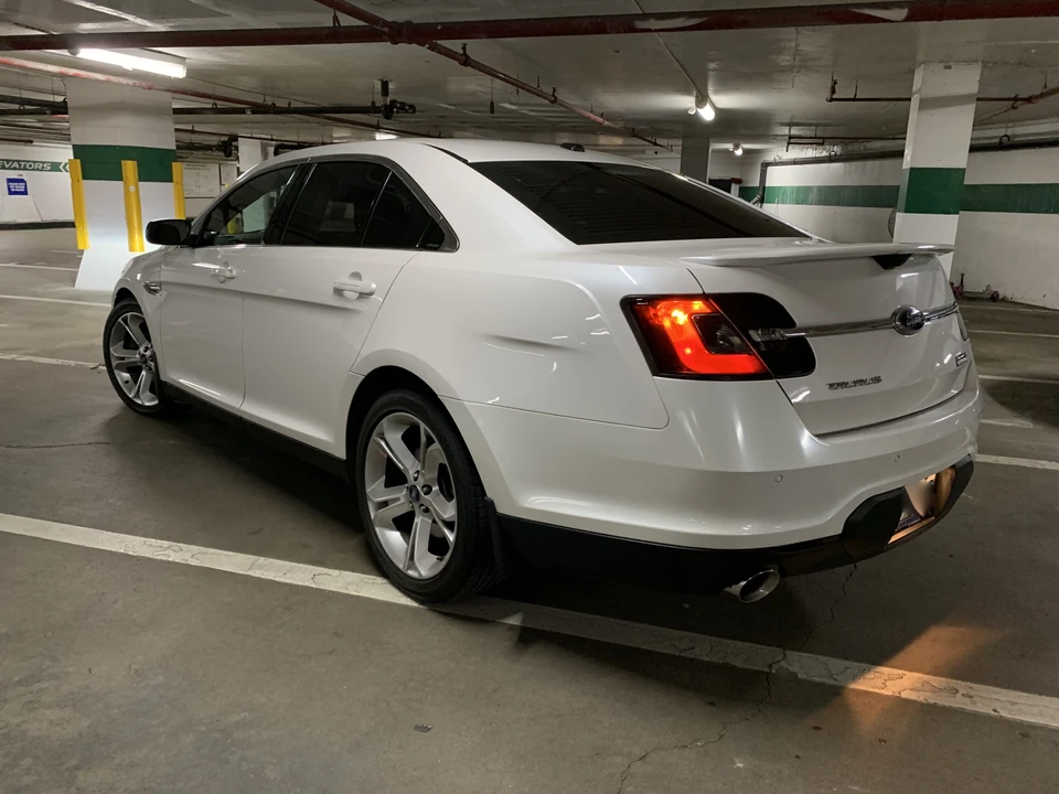 2010 Ford Taurus SHO 6th Gen - Image 7 of 29