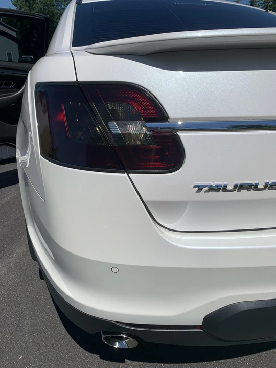 2010 Ford Taurus SHO 6th Gen - Image 25 of 29