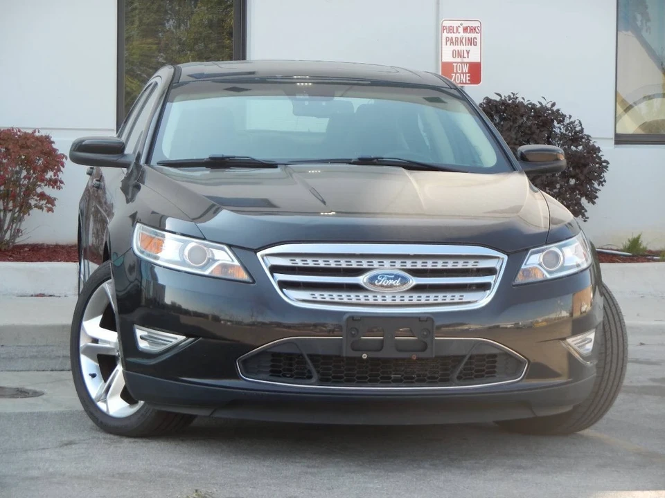 2010 Ford Taurus 5th Gen - Image 5 of 12