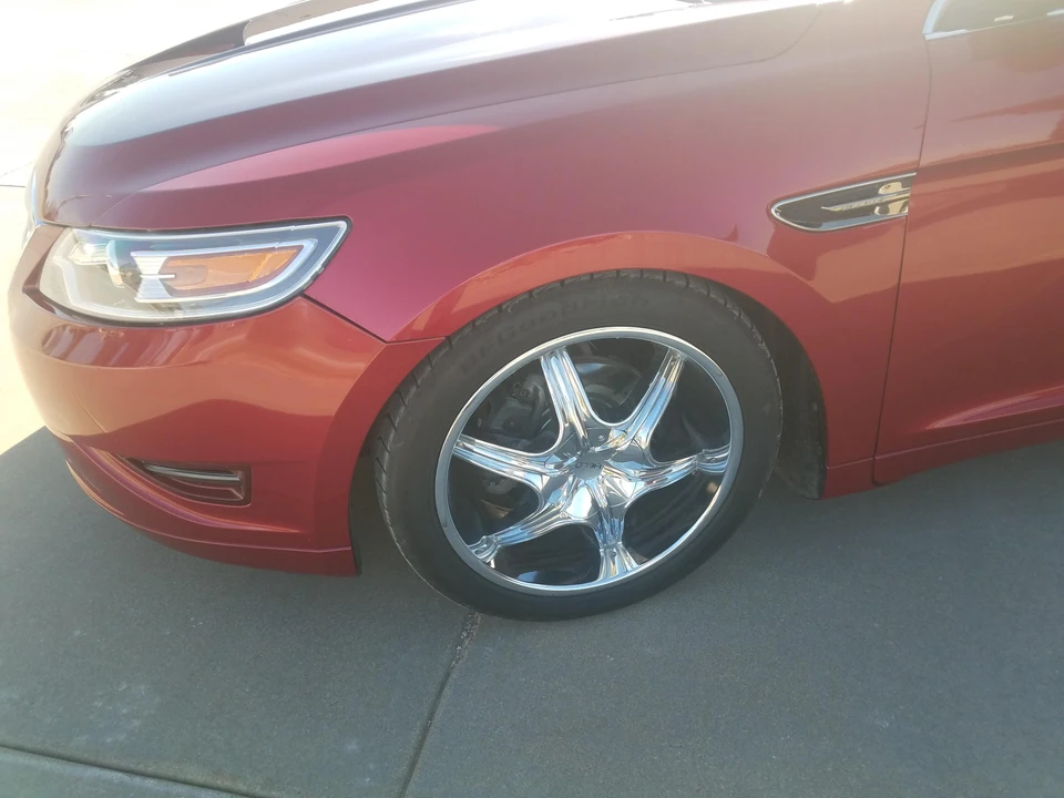 2010 Ford Taurus SHO 6th Gen - Image 23 of 31