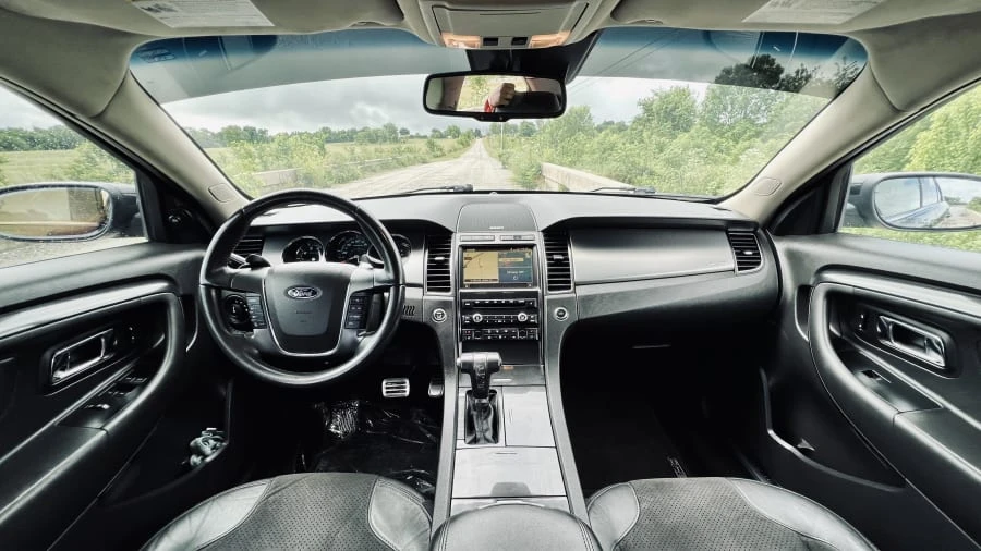 2010 Ford Taurus SHO 6th Gen - Image 3 of 8