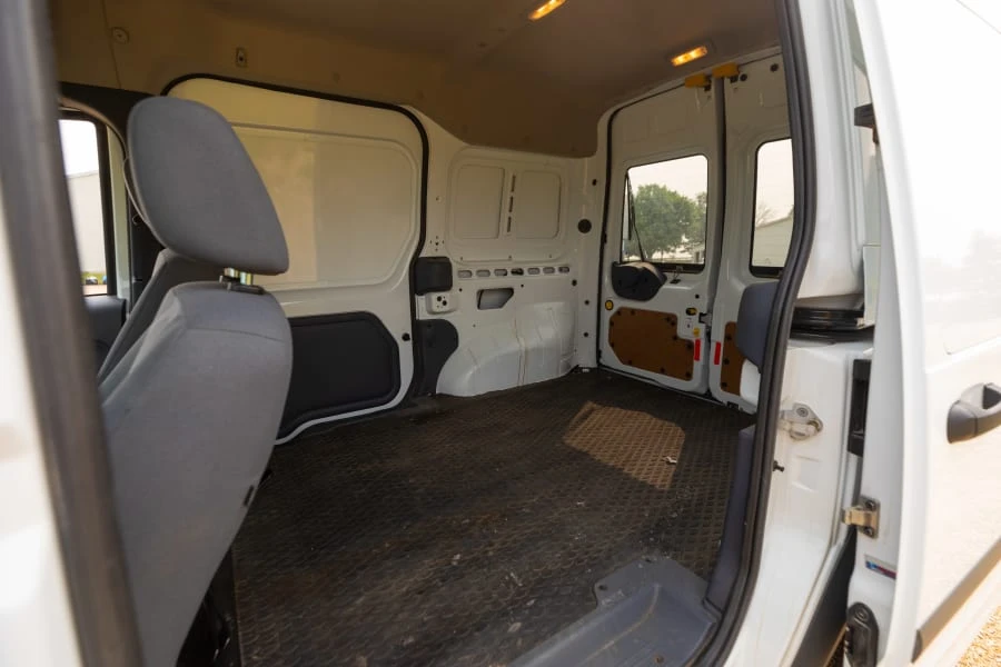 2010 Ford Transit Connect - Image 14 of 16