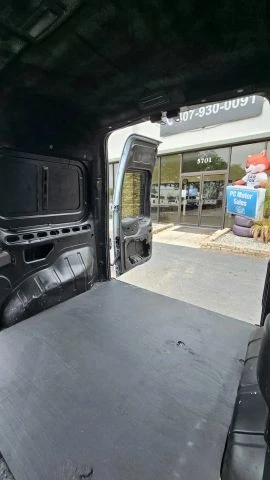 2010 Ford Transit Connect - Image 17 of 21