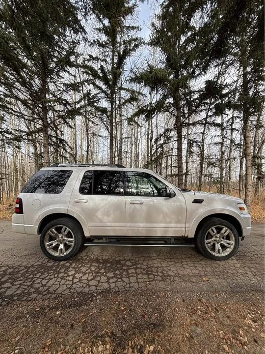2010 Ford Explorer 4th Gen - Image 3 of 10