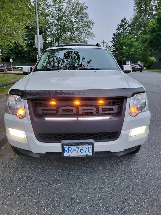 2010 Ford Explorer Sport Trac - Image 1 of 15