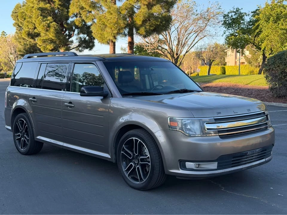 2010 Ford Flex - Image 3 of 12