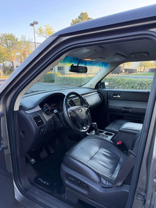 2010 Ford Flex - Image 8 of 12