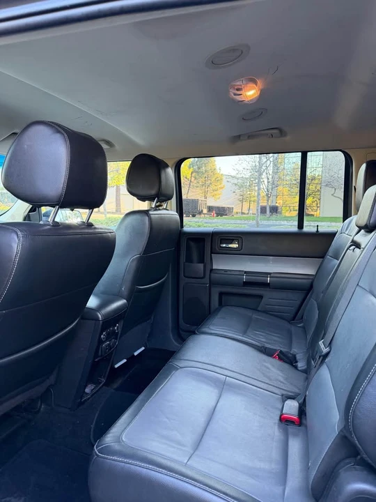 2010 Ford Flex - Image 10 of 12