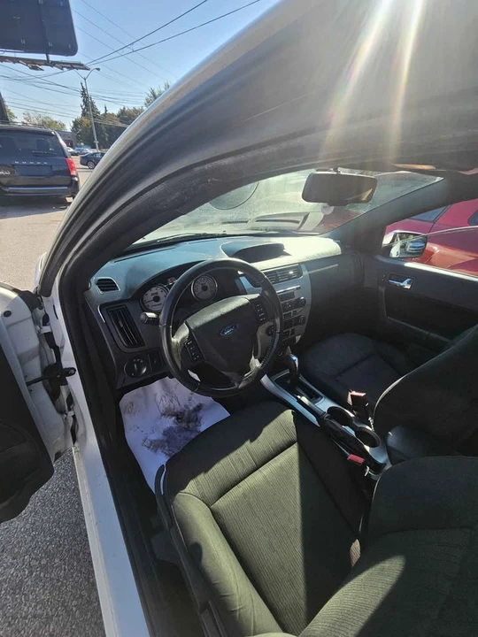 2010 Ford Focus 2nd Gen - Image 7 of 7