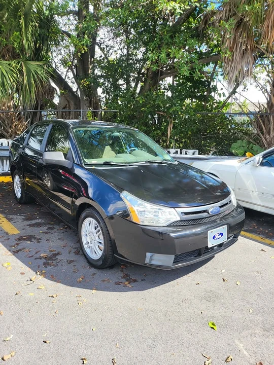 2010 Ford Focus 2nd Gen - Image 3 of 12