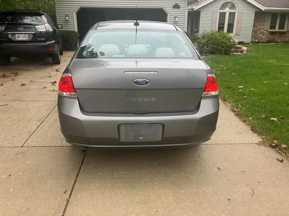 2010 Ford Focus 2nd Gen - Image 4 of 7