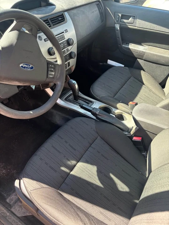 2010 Ford Focus 2nd Gen - Image 4 of 4