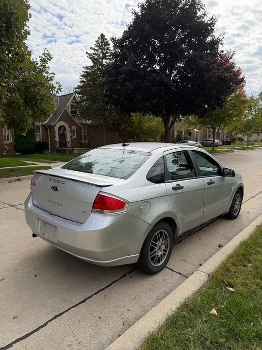 2010 Ford Focus 2nd Gen - Image 3 of 7