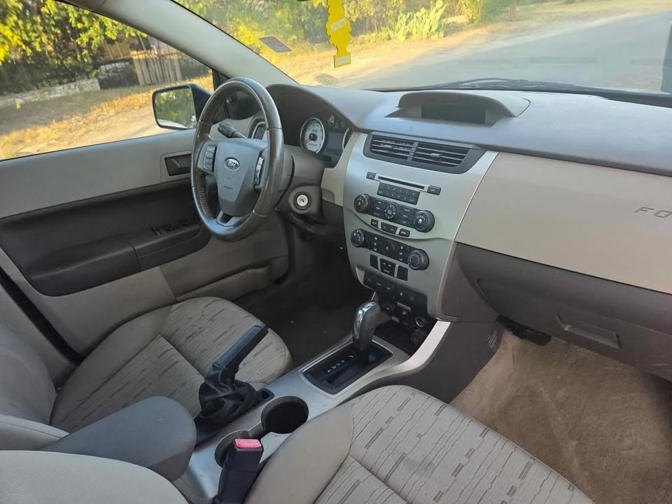 2010 Ford Focus 2nd Gen - Image 3 of 5