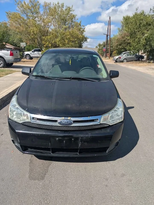 2010 Ford Focus 2nd Gen - Image 4 of 11