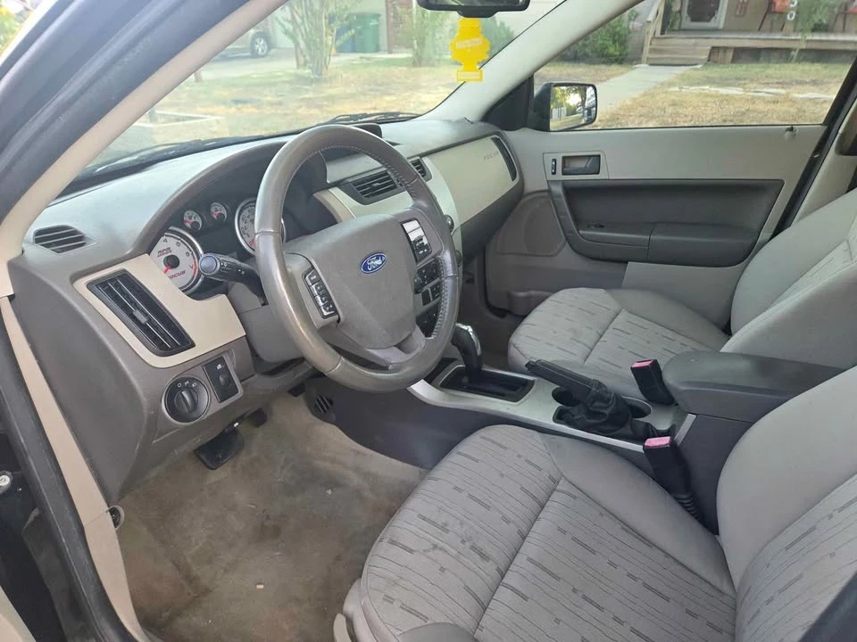 2010 Ford Focus 2nd Gen - Image 5 of 5
