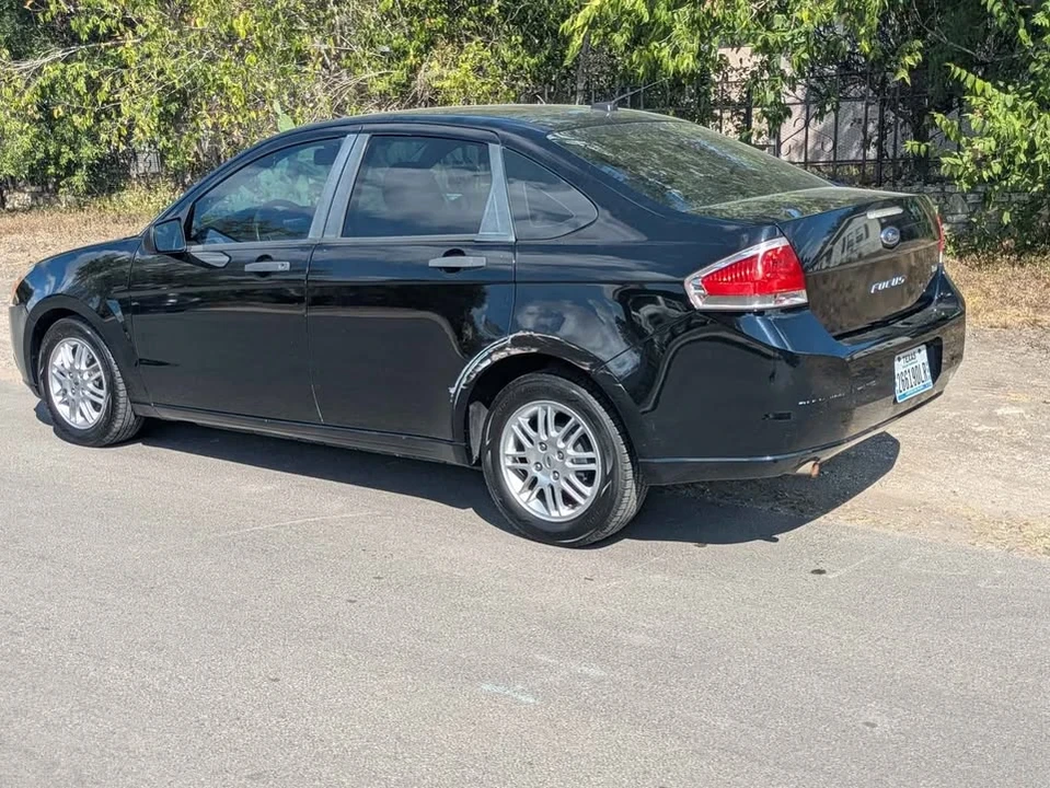2010 Ford Focus 2nd Gen - Image 8 of 11